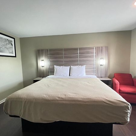Travelodge By Wyndham Santee Exterior photo