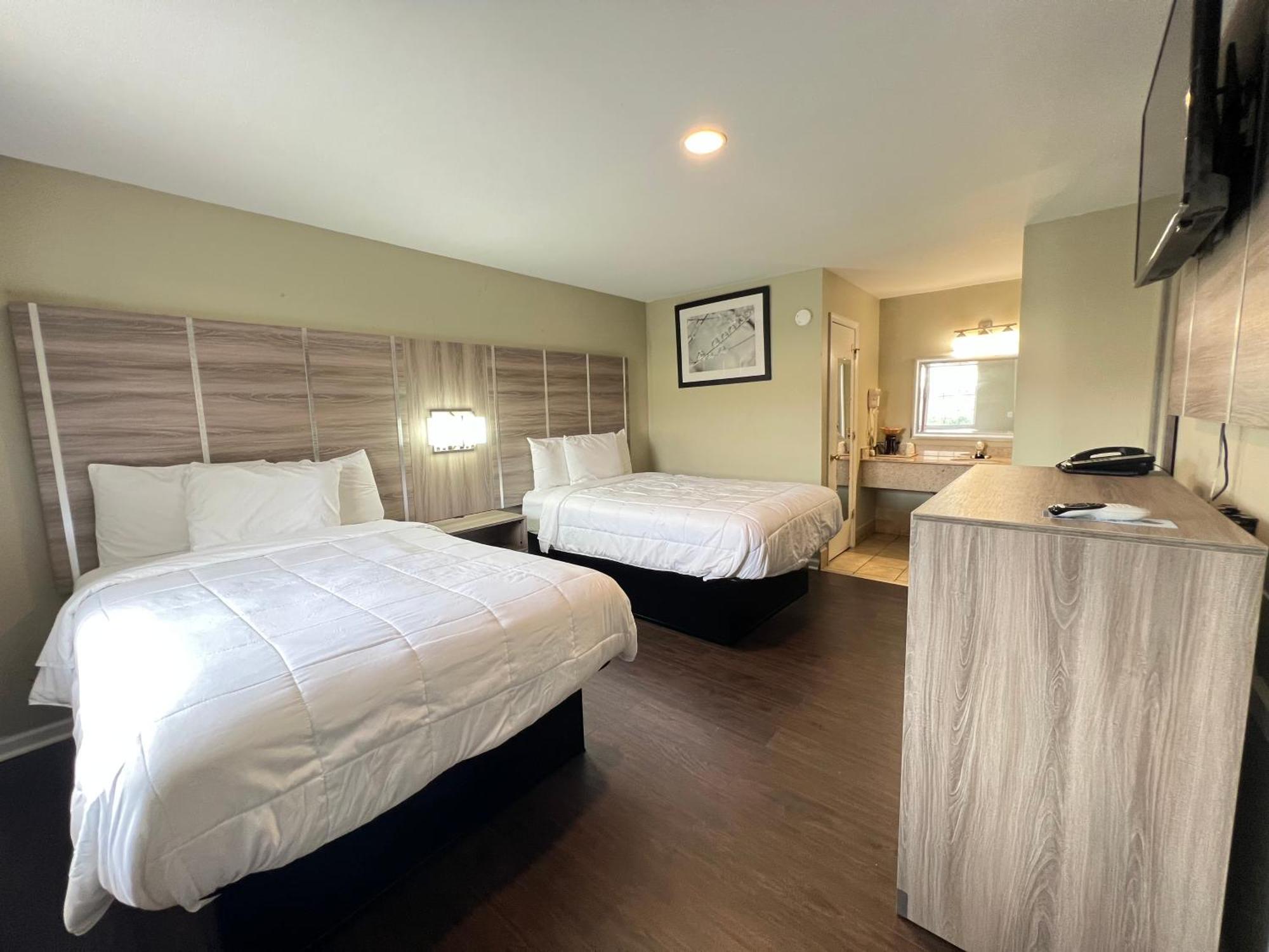 Travelodge By Wyndham Santee Exterior photo