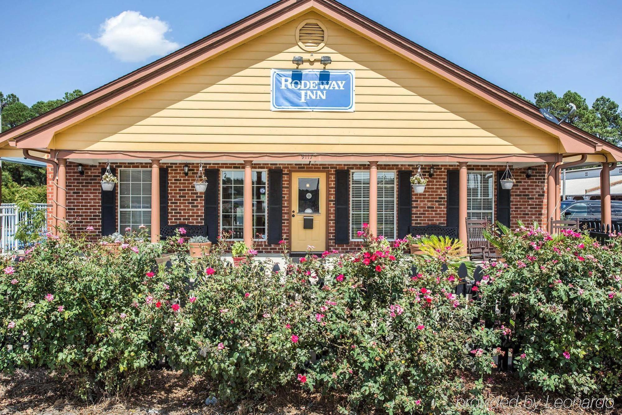 Travelodge By Wyndham Santee Exterior photo