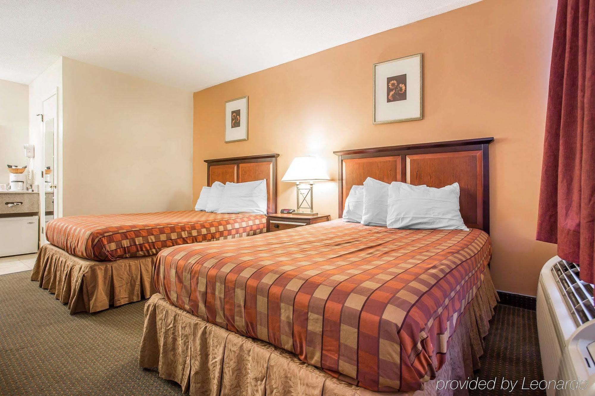 Travelodge By Wyndham Santee Exterior photo